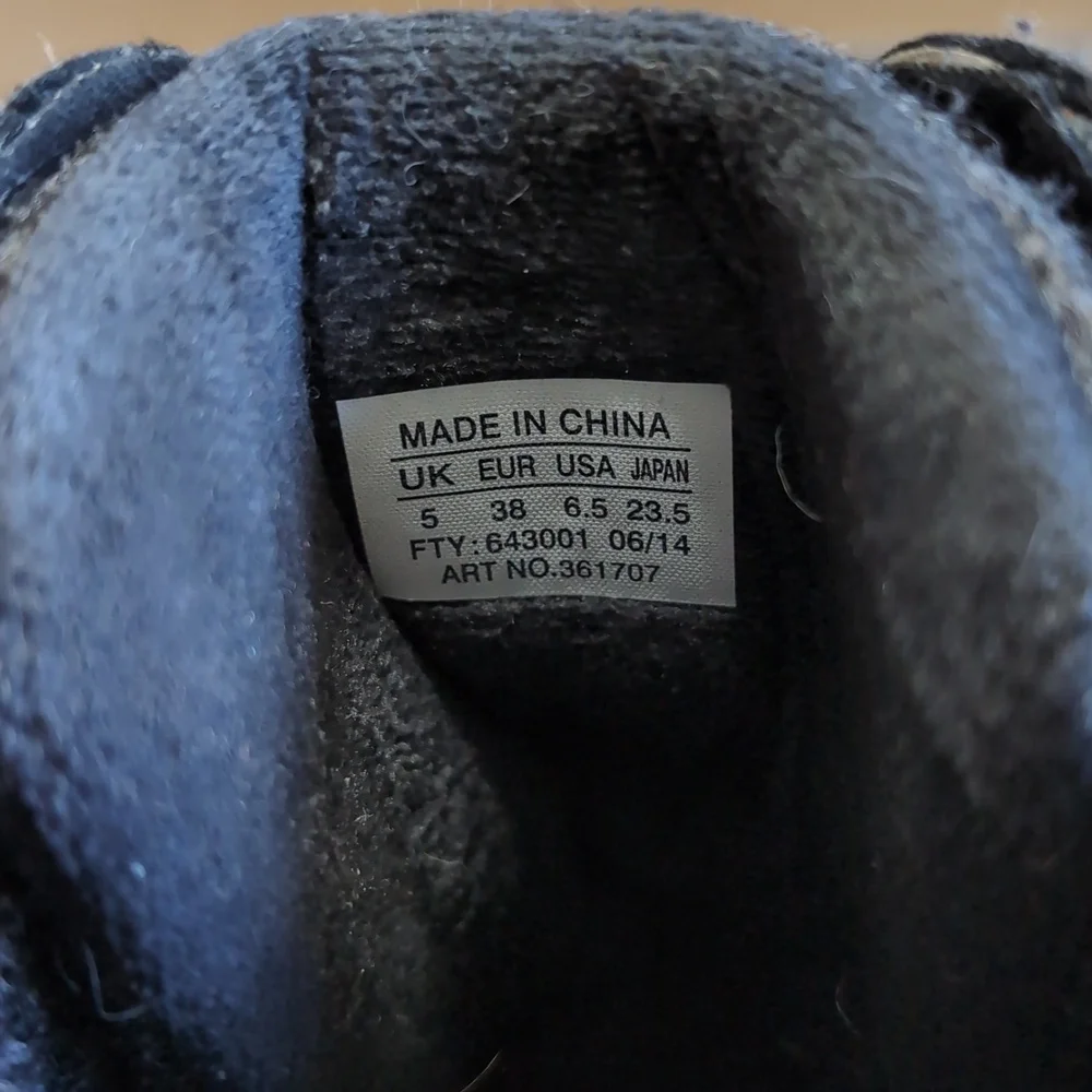 Salomon Wool & Suede Leather Grey/Black Waterproof Hime Mid Boots